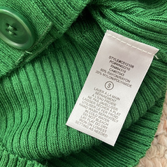 Emerald Green Sweater - Picture 4 of 4